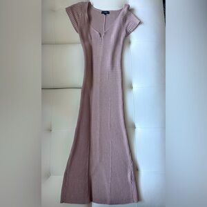 Women’s Guess Dress.